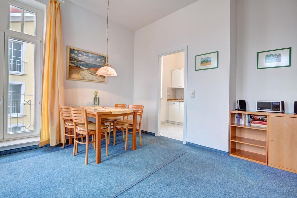 Haus Seeblick Hotel Garni & Ferienwohnungen Zinnowitz Exterior foto