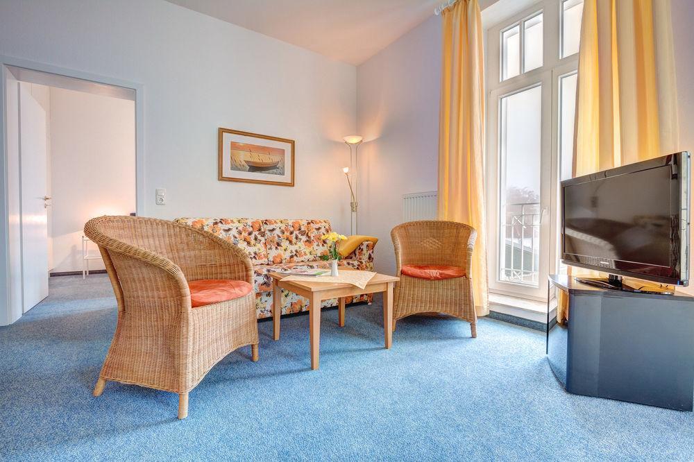 Haus Seeblick Hotel Garni & Ferienwohnungen Zinnowitz Exterior foto